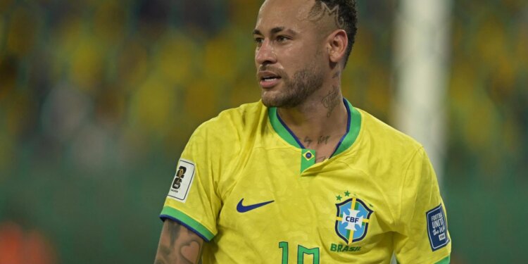 CBF desmente Santos sobre lesão de Neymar. Veja vídeo